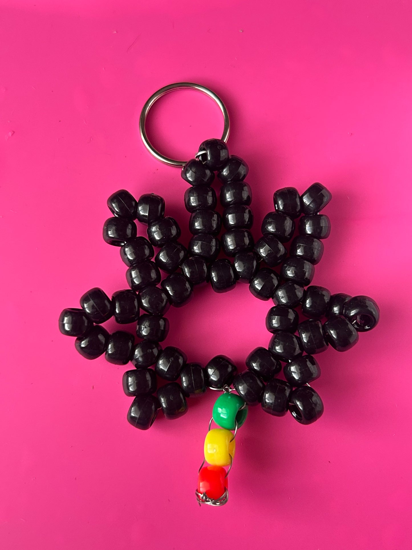 Midnight Zaza leaf keychain